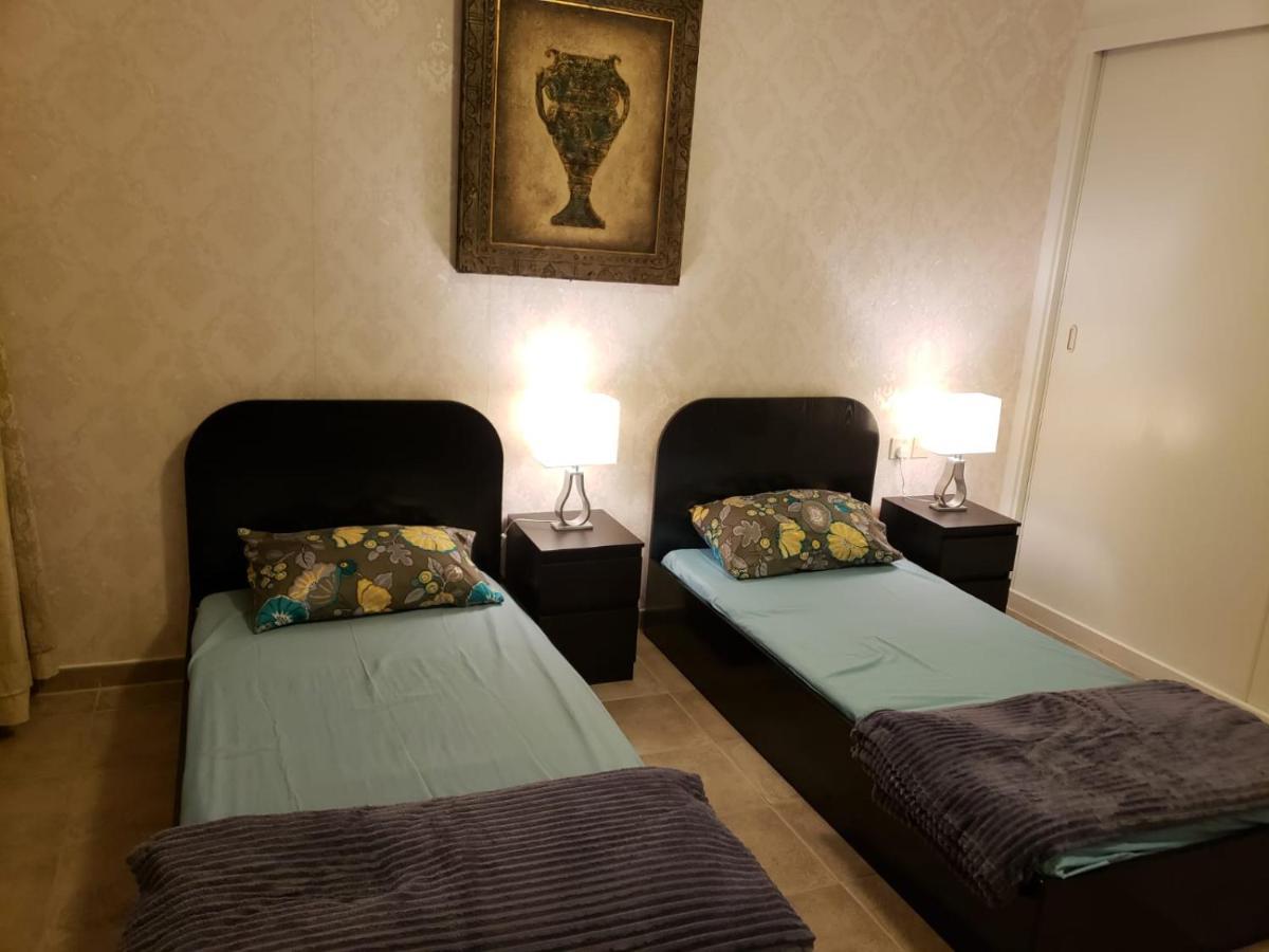 Hostel Travelers Backpackers Dubaj Exteriér fotografie