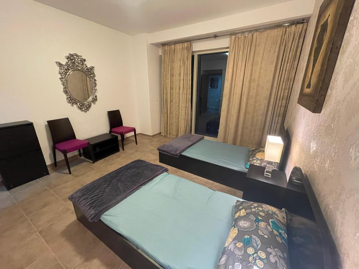 Hostel Travelers Backpackers Dubaj Exteriér fotografie