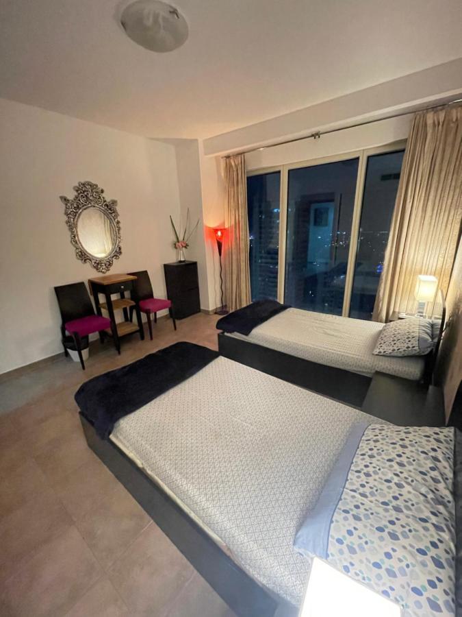 Hostel Travelers Backpackers Dubaj Exteriér fotografie